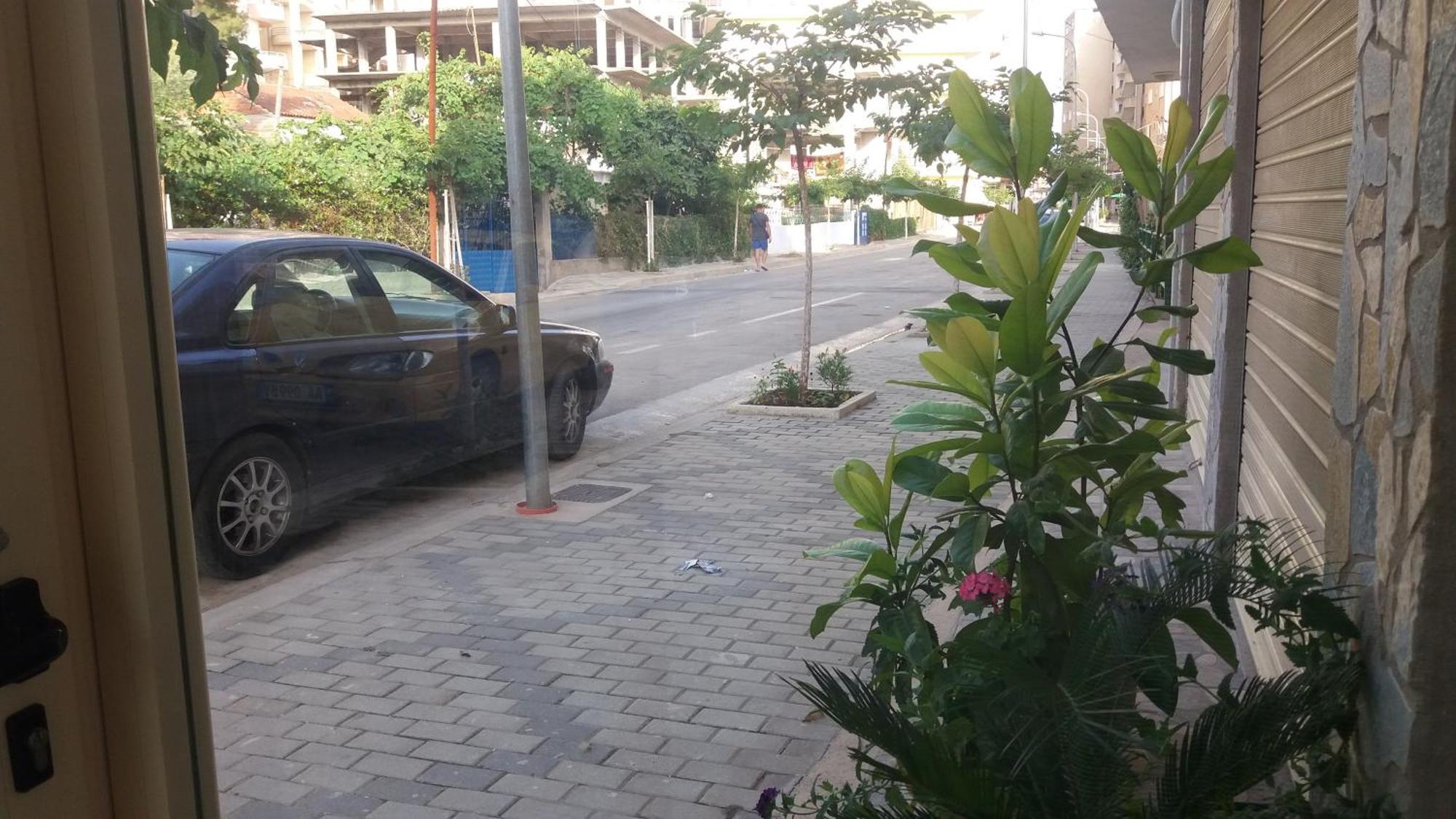 Anna Apartments Sarande Bagian luar foto