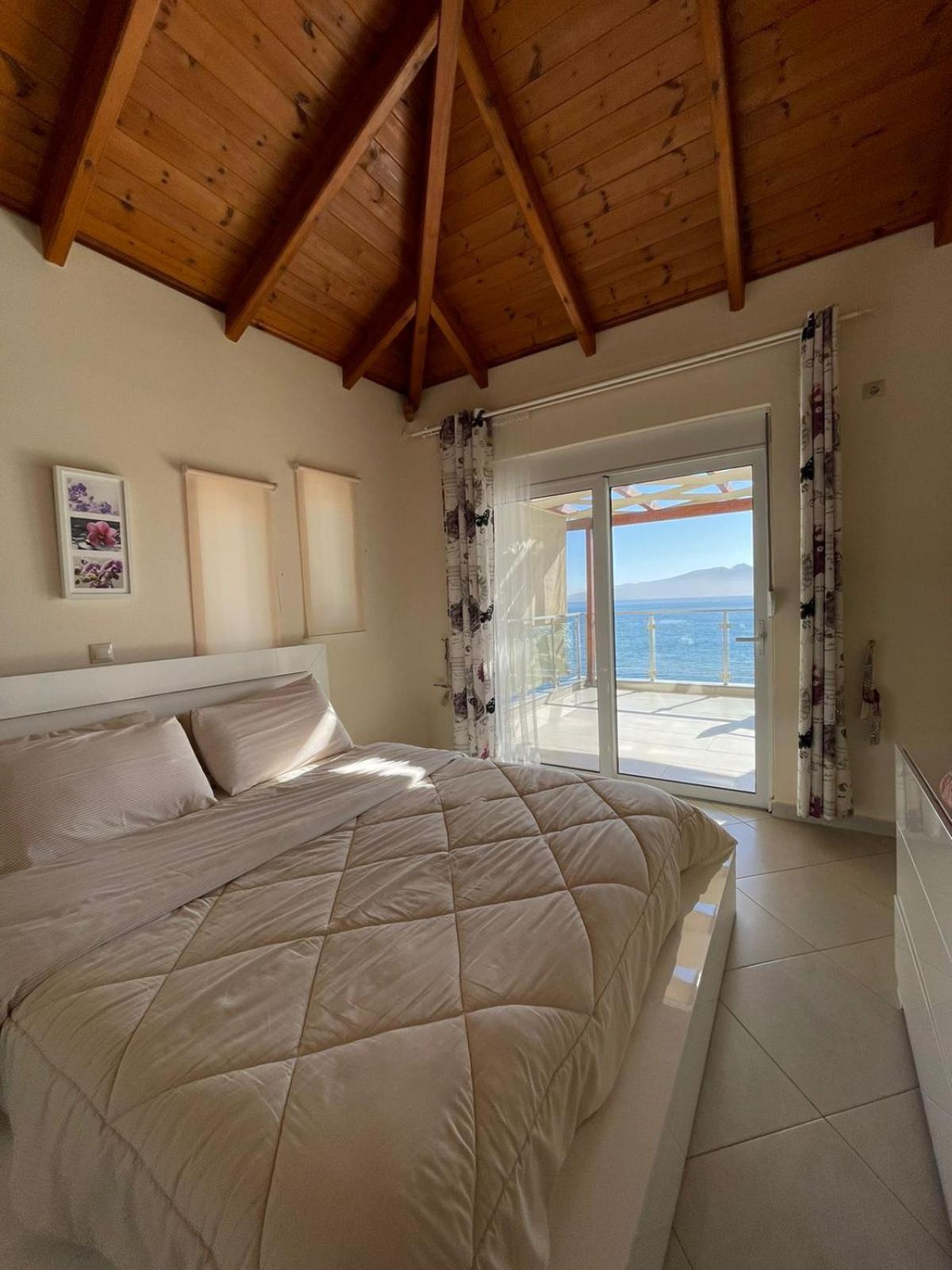 Anna Apartments Sarande Bagian luar foto