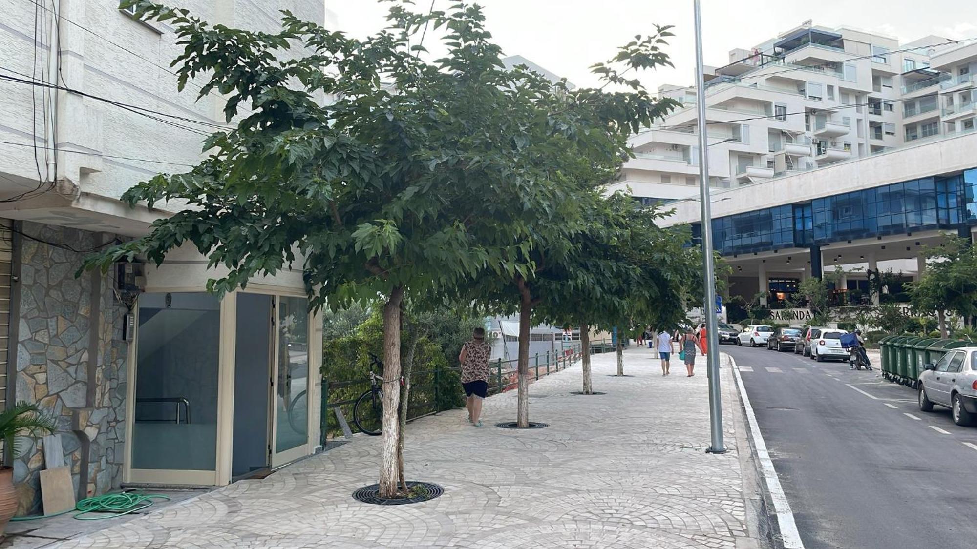 Anna Apartments Sarande Bagian luar foto