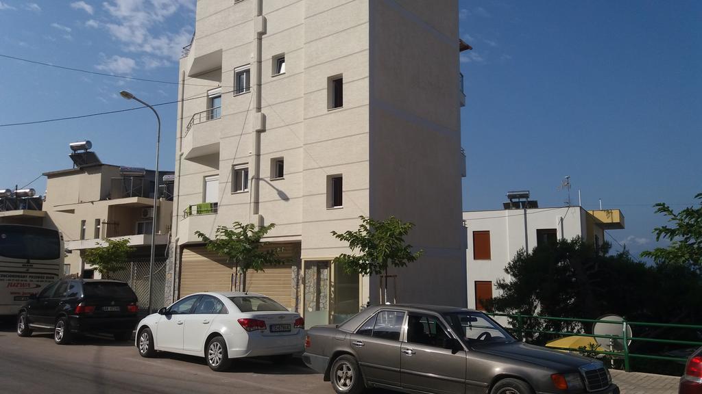 Anna Apartments Sarande Bagian luar foto