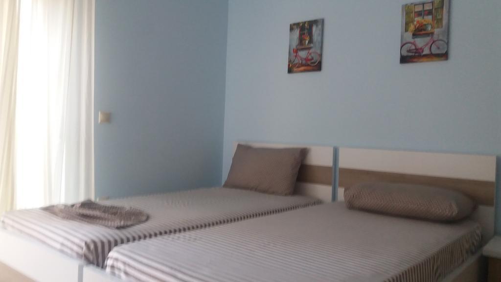 Anna Apartments Sarande Bagian luar foto