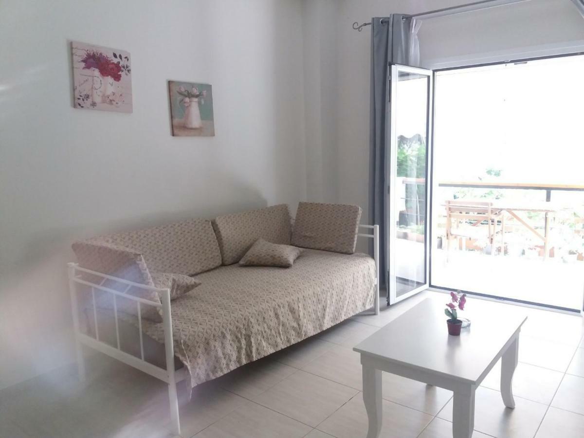 Anna Apartments Sarande Bagian luar foto